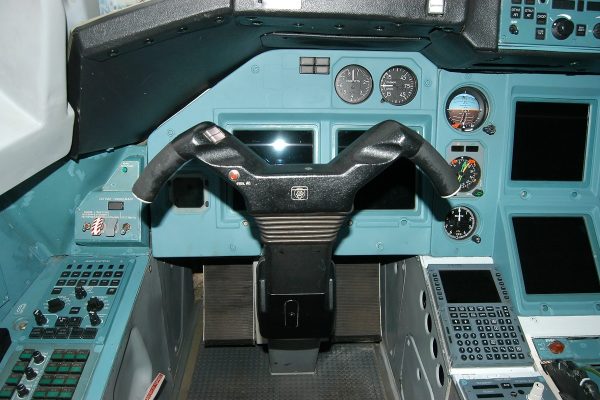 s7-cockpit
